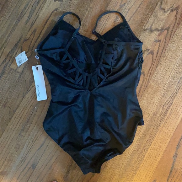 Brand new size 14 Magic Suit Bathing-suit - Picture 4 of 5